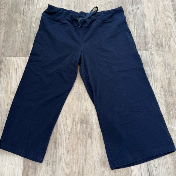Athletic Works Yoga Capri pants - Picture 1 of 3